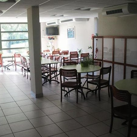 Home Du Buisson Hotel Des Familles Isle ภายนอก รูปภาพ