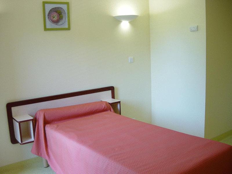Home Du Buisson Hotel Des Familles Isle ภายนอก รูปภาพ