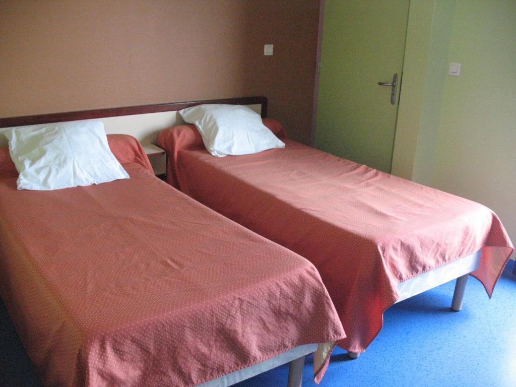 Home Du Buisson Hotel Des Familles Isle ภายนอก รูปภาพ